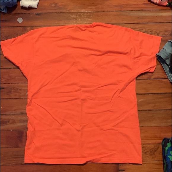 Pink-ish peach colored Nike tee - Picture 2 of 2
